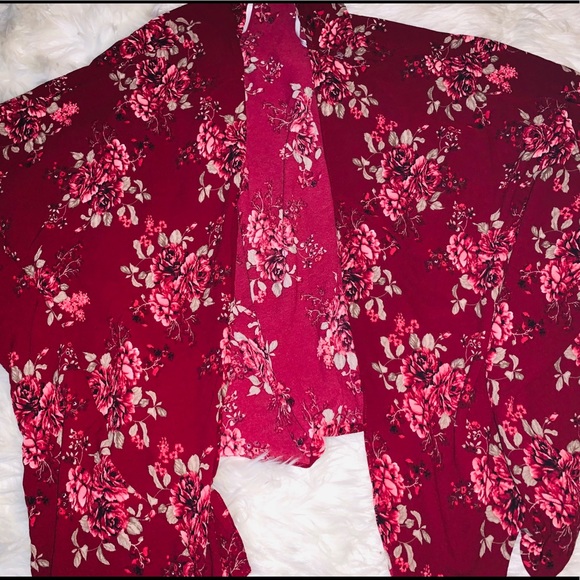 NWT💫Moa Moa Wine Floral Shawl Kimono - Picture 4 of 8